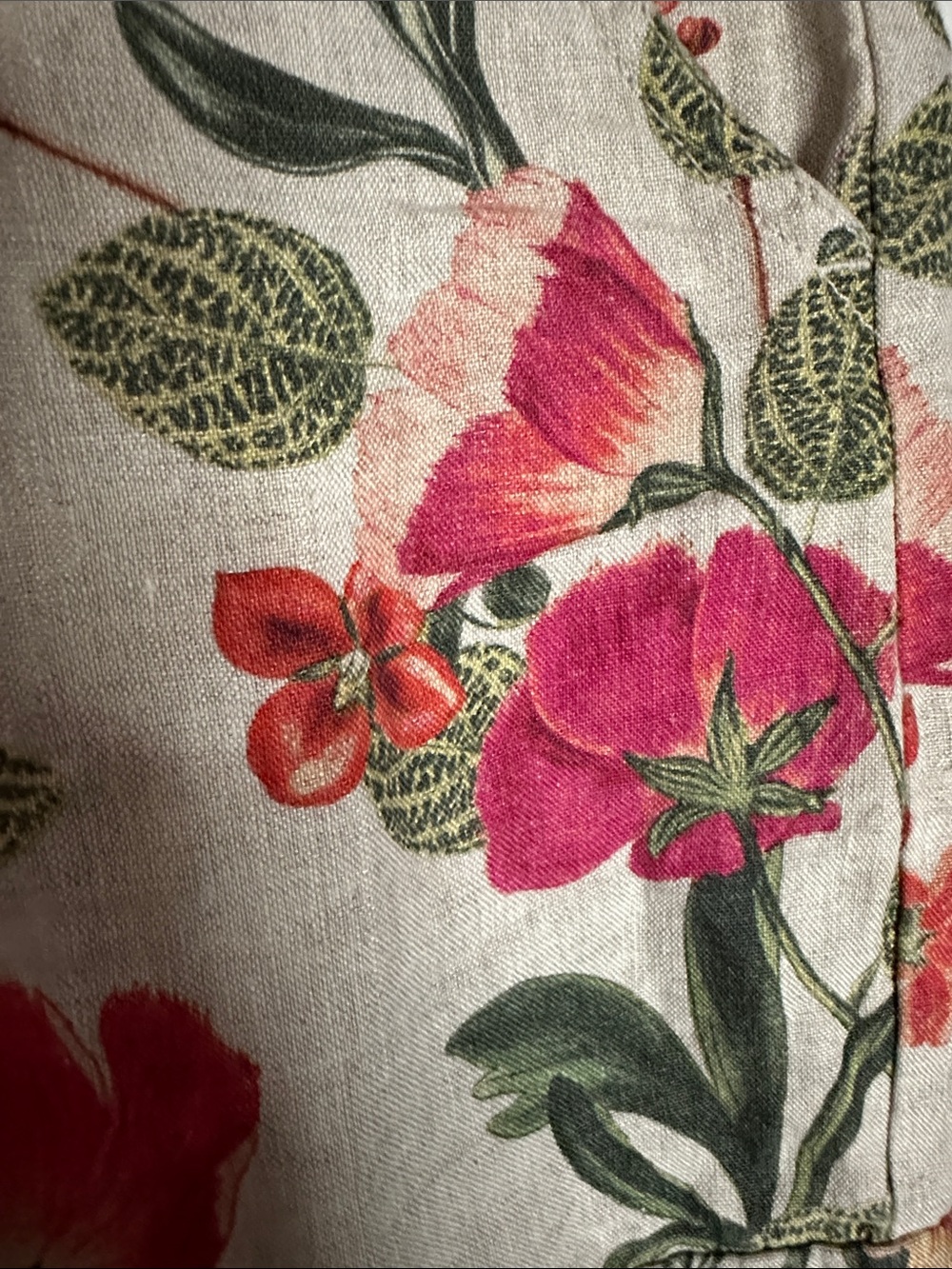Chico's Beige 100% Linen Top with Red Floral & Green Leaves - Picture 9 of 10
